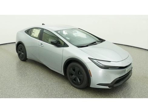 New 2026 Toyota Prius LE FWD image 13