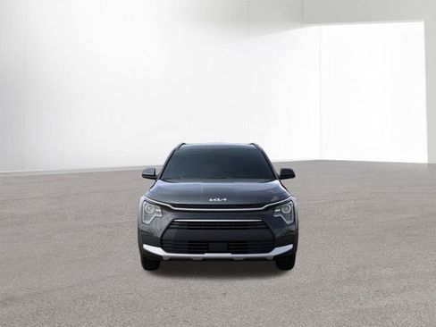 New 2025 Kia Niro EX image 2