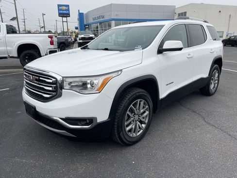 Used 2019 GMC Acadia SLE w/ Driver Alert Package I image 3