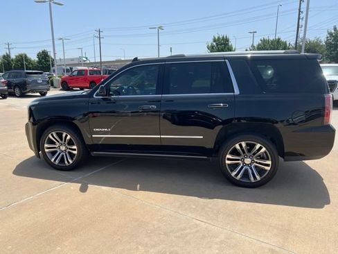Used 2019 GMC Yukon Denali w/ Denali Ultimate Package AWD/4WD image 8