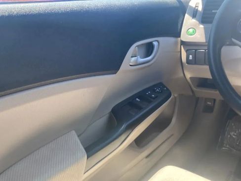 Used 2012 Honda Civic LX image 16