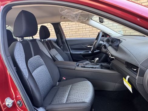 New 2027 Nissan Sentra SV w/ Floor Mat Package FWD image 10