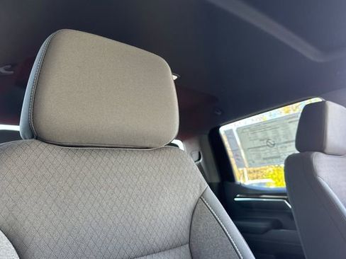 New 2026 GMC Sierra 1500 Elevation image 16