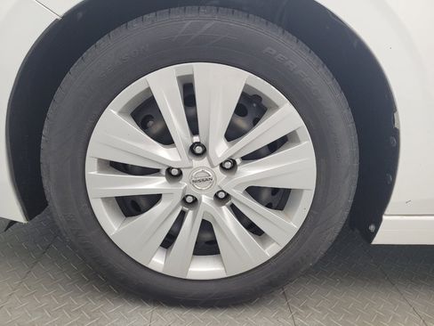 Used 2022 Nissan Sentra S FWD image 31
