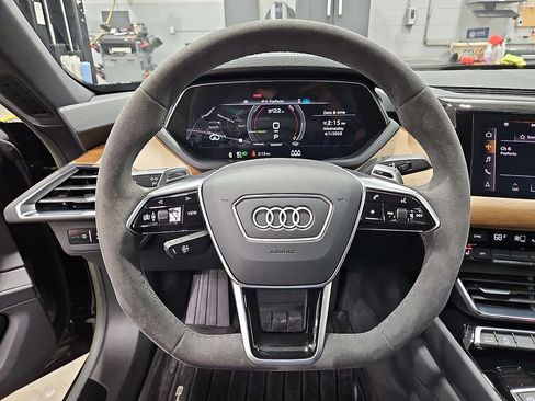 Used 2023 Audi e-tron GT Premium Plus AWD/4WD image 21
