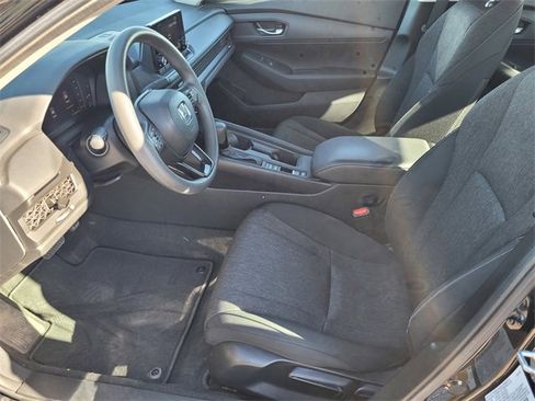 Used 2025 Honda Accord LX image 13
