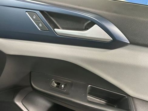 Certified 2023 Volkswagen Taos SE w/ Black Wheel Package image 22