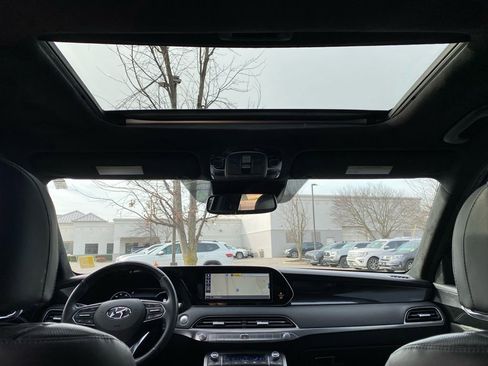 Used 2020 Hyundai Palisade Limited image 25