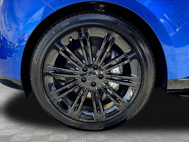 Used 2026 Land Rover Range Rover Long Wheelbase SE AWD/4WD image 36