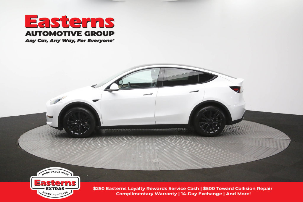 Used 2023 Tesla Model Y Long Range AWD/4WD image 55