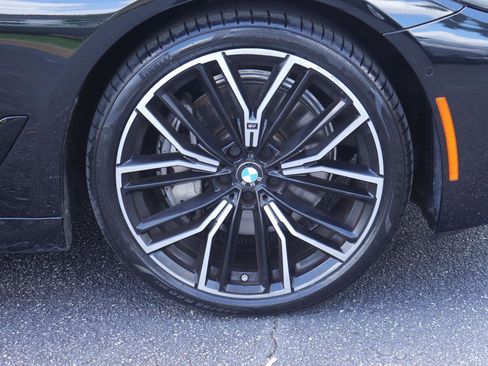 Used 2023 BMW 540i w/ M Sport Package RWD image 39
