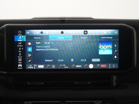 Used 2024 Jeep Wrangler Unlimited Rubicon image 18