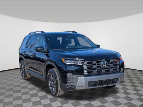 New 2026 Honda Pilot TrailSport image 9