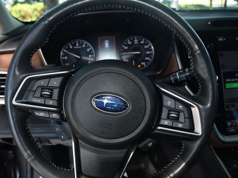 Used 2022 Subaru Outback Touring w/ Popular Package #2 image 14