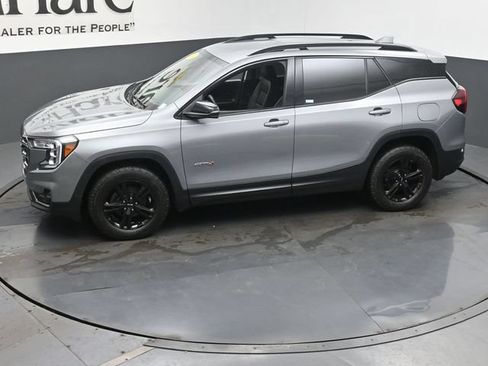 Used 2024 GMC Terrain AT4 AWD/4WD image 59