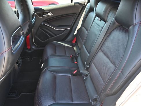 Used 2018 Mercedes-Benz GLA 45 AMG 4MATIC image 32