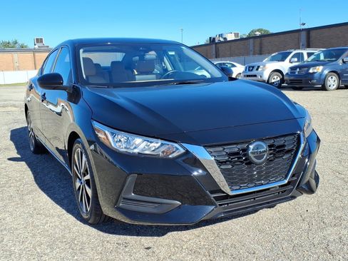 Certified 2023 Nissan Sentra SV w/ SV Premium Package FWD image 3