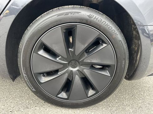 Used 2025 Tesla Model 3 Long Range image 33