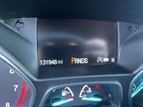 Used 2019 Ford Escape SE image 11