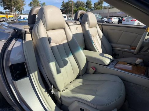 Used 2005 Cadillac XLR Convertible 2D image 26