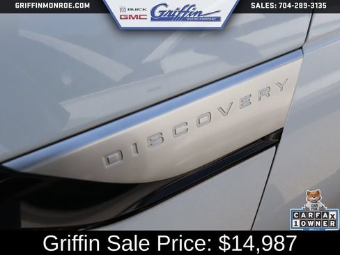 Used 2017 Land Rover Discovery HSE AWD/4WD image 11