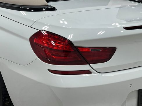 Used 2017 BMW M6 Convertible image 35