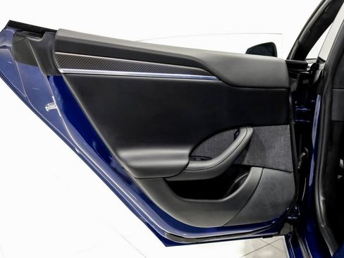 Used 2021 Tesla Model S Plaid image 36