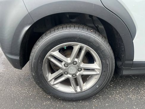Used 2019 Hyundai Kona SE FWD image 31