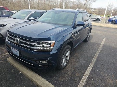 Used 2018 Volkswagen Atlas SEL w/ R-Line Package image 9