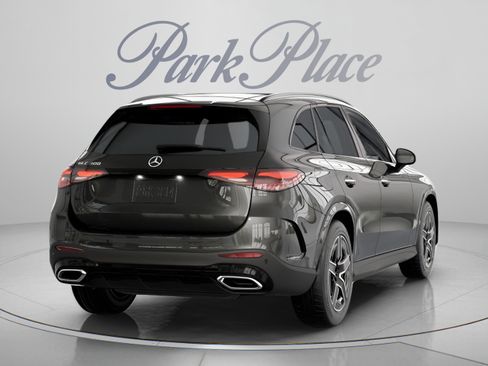 Used 2026 Mercedes-Benz GLC 300 image 19