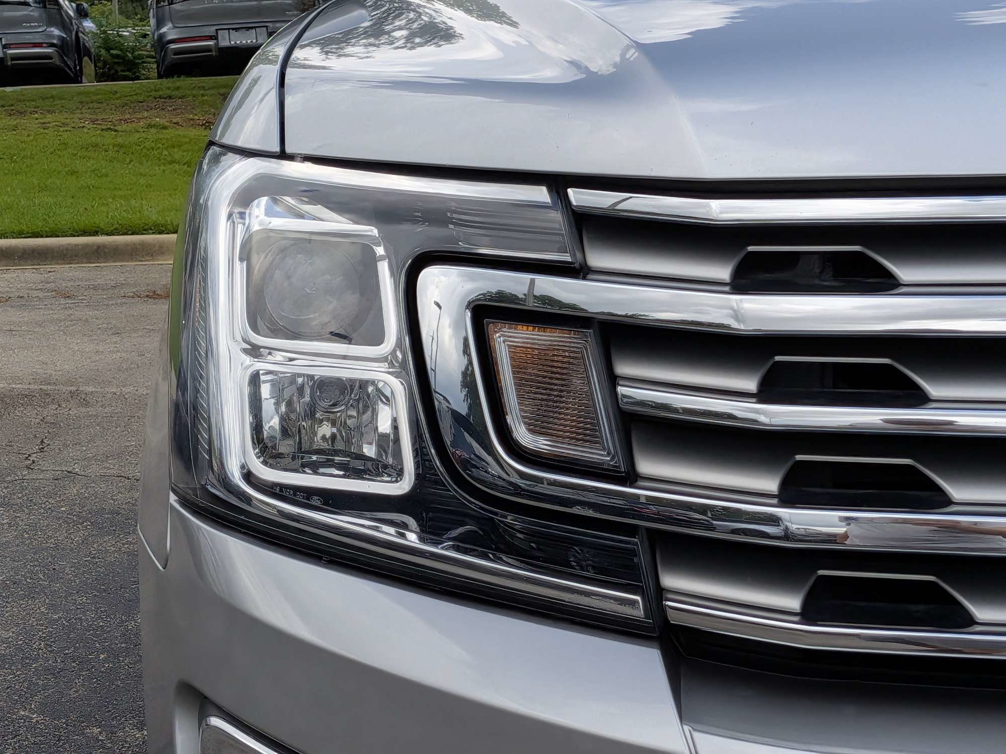 Used 2020 Ford Expedition Limited RWD image 10