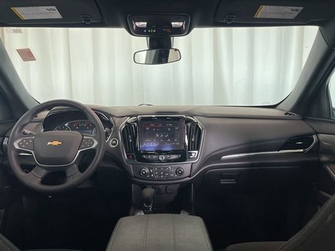 Used 2023 Chevrolet Traverse LT AWD/4WD image 19