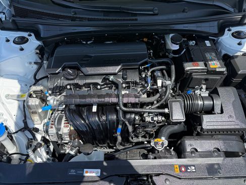 Certified 2026 Hyundai Elantra Sport FWD image 20