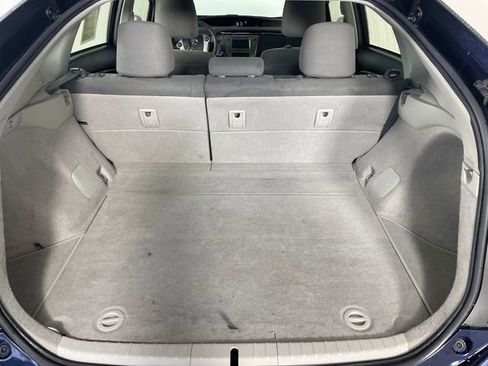 Used 2014 Toyota Prius Three w/ Solar Roof Package image 17