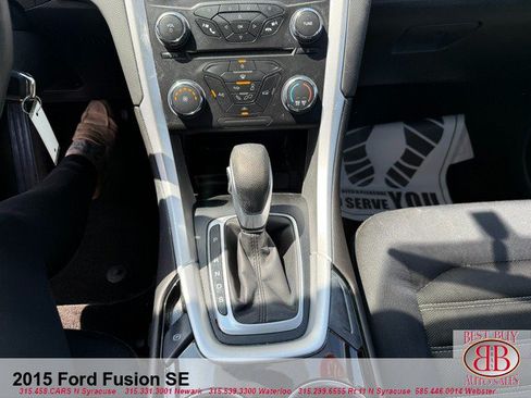 Used 2015 Ford Fusion SE FWD image 20