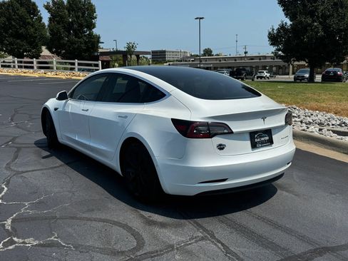 Used 2020 Tesla Model 3 Long Range AWD/4WD image 4