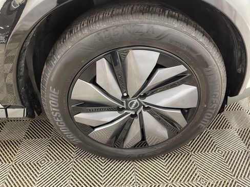 Used 2023 Nissan Ariya AWD image 36