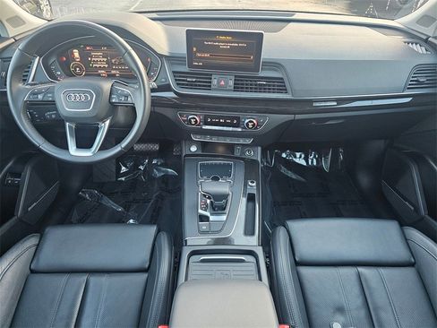Used 2020 Audi Q5 e Premium Plus image 16