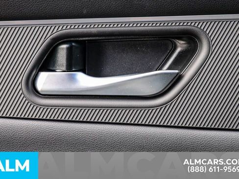 Certified 2025 Nissan Murano SV image 56