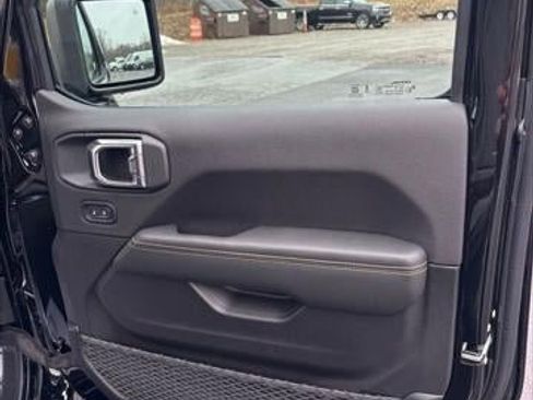 New 2026 Jeep Wrangler Unlimited Sahara image 43