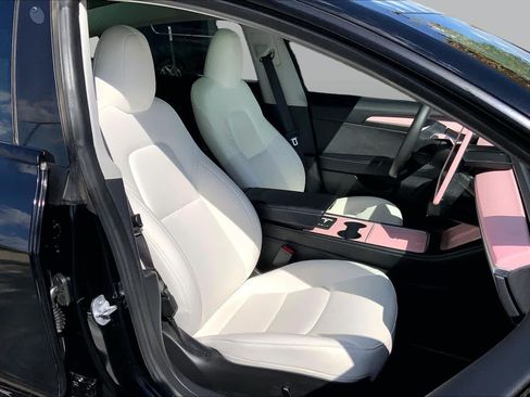 Used 2023 Tesla Model 3 Standard Range RWD image 8