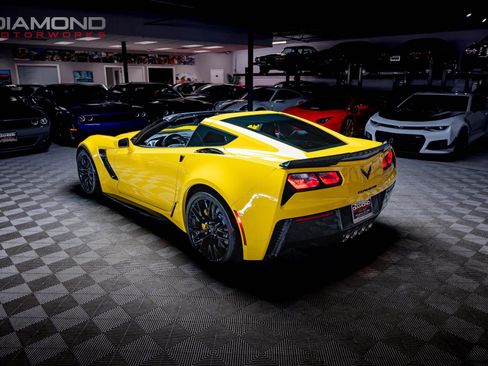 Used 2019 Chevrolet Corvette Z06 image 4
