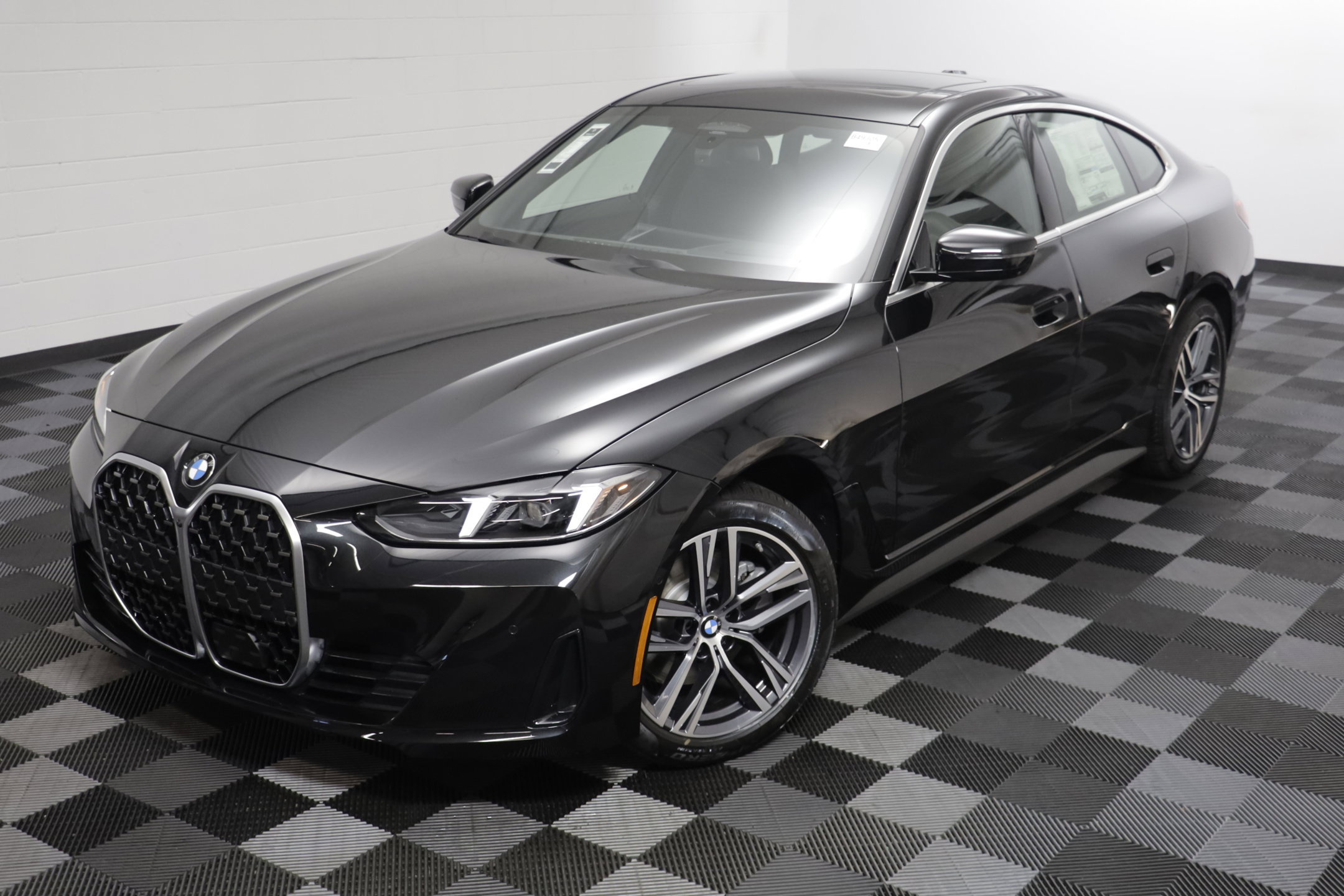 New 2026 BMW 430i xDrive w/ Premium Package AWD/4WD image 2