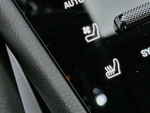 New 2026 Porsche Cayenne S AWD/4WD image 23