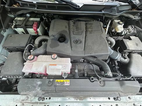 Used 2024 Toyota Tundra SR5 w/ SR5 Convenience Package RWD image 11