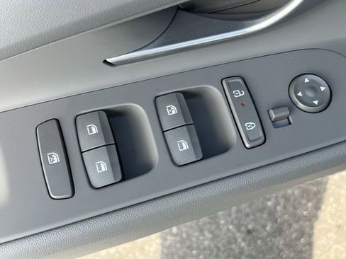New 2026 Hyundai Elantra Sport FWD image 23