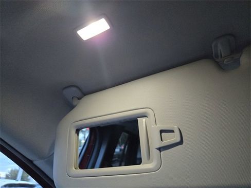 Used 2023 MAZDA CX-50 2.5 S w/ Preferred Plus Pkg image 19