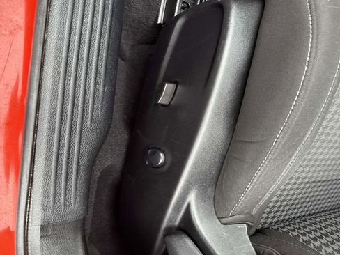 Used 2022 Dodge Challenger SXT w/ Blacktop Package image 18