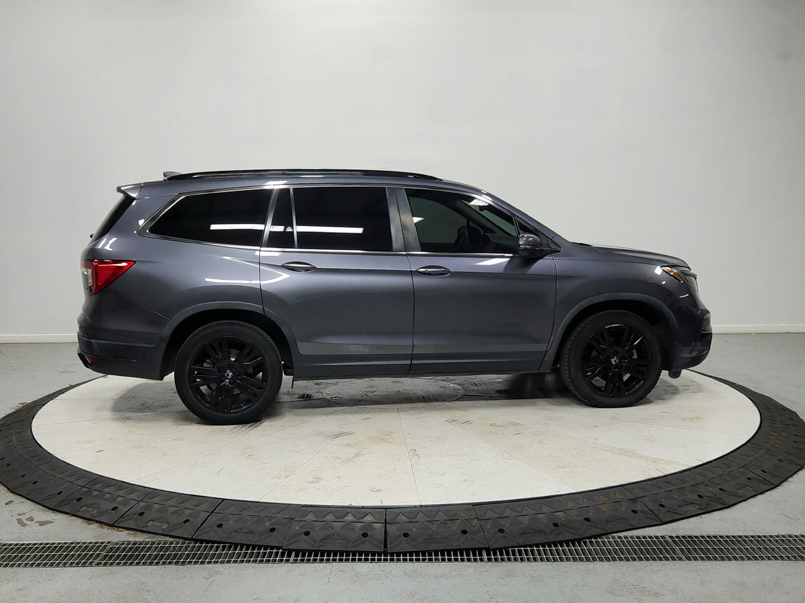 Used 2021 Honda Pilot Special Edition image 9