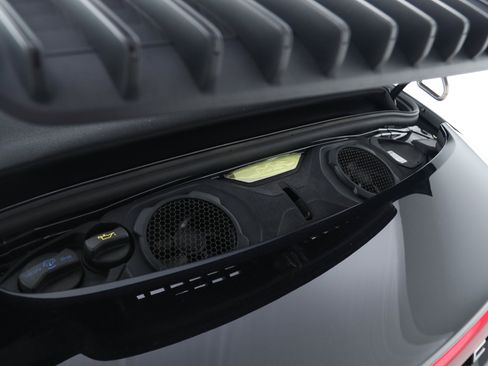 Used 2024 Porsche 911 Carrera S image 36